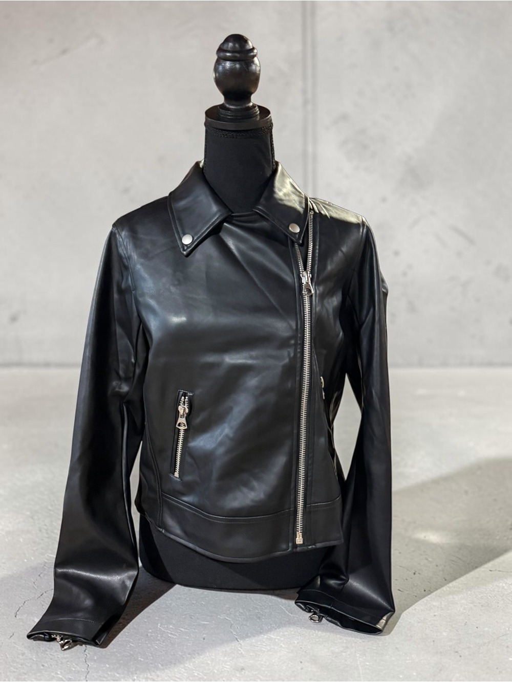 Torrid Black Faux Leather Moto Jacket Size 00 NWT